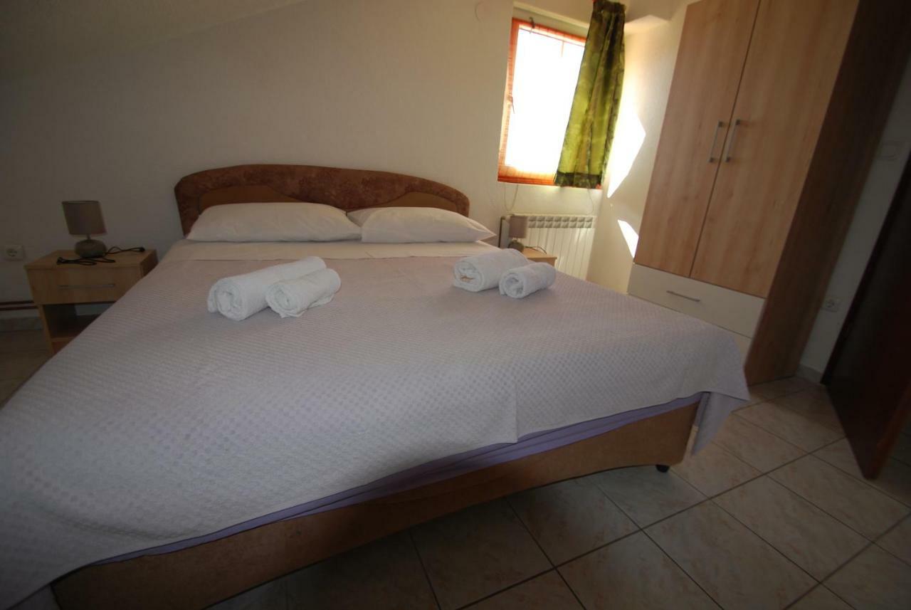 Batinic Apartmani Omis Exterior photo